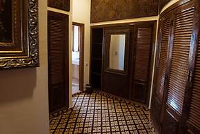 Regency Park and Suites