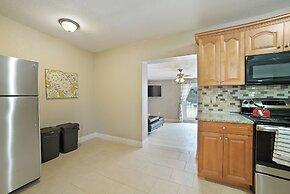 3BR House in Tampa by Tom Well IG - 3220