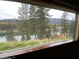 Rimrock Lodge