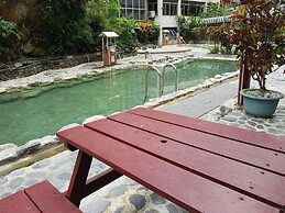 Yi Sian Hot Spring Hotel