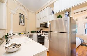 Pelicanstay in Boston Back Bay