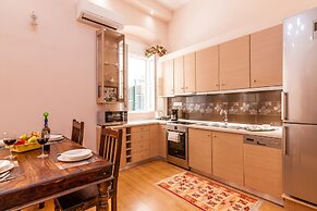 Kantouni Bizi Myranthis Apartment By Konnect