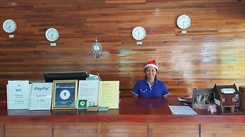 The royal bamboo lodge