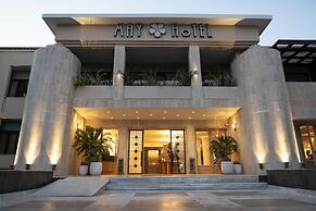May Beach Hotel