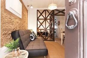 Golden Studio by Homing