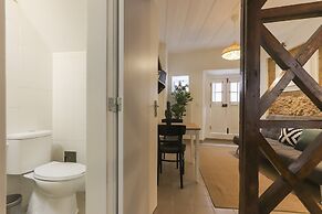 Golden Studio by Homing