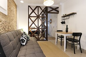 Golden Studio by Homing