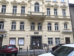 City Nest Apartments by Adrez Living