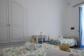 Hotel Eunymos - Trattoria Da Francesco Panarea