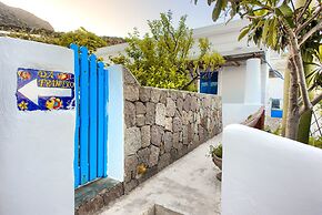 Hotel Eunymos - Trattoria Da Francesco Panarea