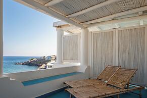 Hotel Eunymos - Trattoria Da Francesco Panarea