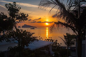 Hotel Eunymos - Trattoria Da Francesco Panarea