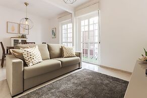 Principe Real Balcony by Homing