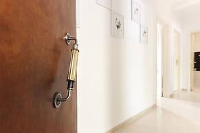 Principe Real Balcony by Homing