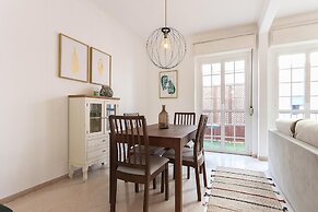 Principe Real Balcony by Homing