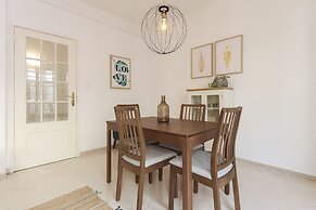 Principe Real Balcony by Homing