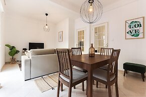 Principe Real Balcony by Homing