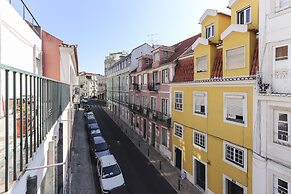 Principe Real Balcony by Homing