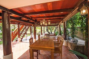 Phuttal Residence