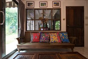 Phuttal Residence