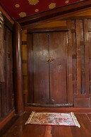 Phuttal Residence