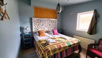 FlipFlop Beach Bar & Rooms