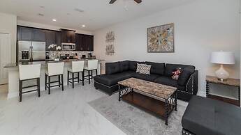 Grhdog9037 - Champions Gate Resort - 4 Bed 3 Baths Townhouse