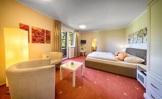 Hotel Schöneck Garni