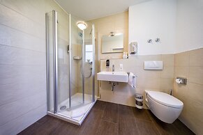 Hotel Schöneck Garni