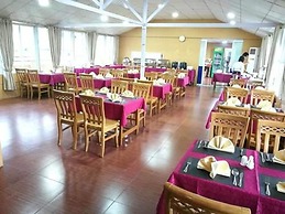 Golden Gum Kino Hotel Nyaung Shwe