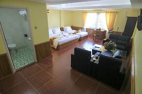 Golden Gum Kino Hotel Nyaung Shwe