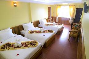 Golden Gum Kino Hotel Nyaung Shwe