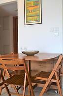 2BDR Amazing Location with Parking