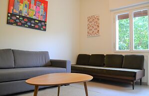 2BDR Masaryk Square Apt Central Location