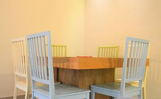 2BDR Masaryk Square Apt Central Location