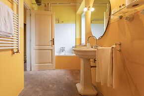 La Casa Medioevale B&B