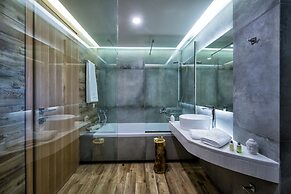 Mary Hotel & Mary Royal Suites