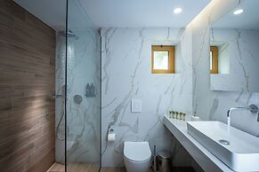 Mary Hotel & Mary Royal Suites