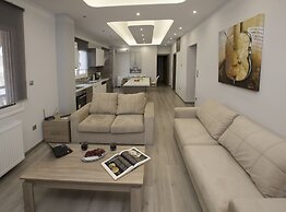 Acropolis Gem by GHH