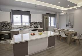 Acropolis Gem by GHH