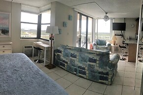 Lovers Key Beach Club by Lovers Key Vacations