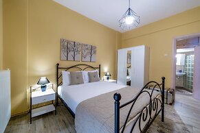 Kentrikon Deluxe Apt Must