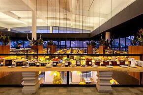 Pacific Premier Resort & Spa