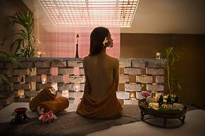 Pacific Premier Resort & Spa