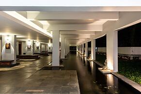 Pacific Premier Resort & Spa