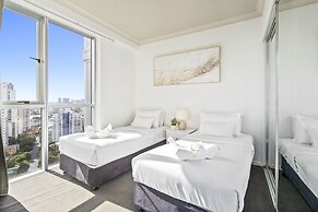 Chevron Renaissance - Q Stay