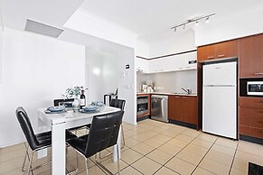 Chevron Renaissance - Q Stay