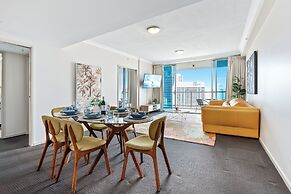 Chevron Renaissance - Q Stay