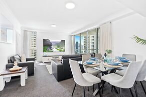 Chevron Renaissance - Q Stay