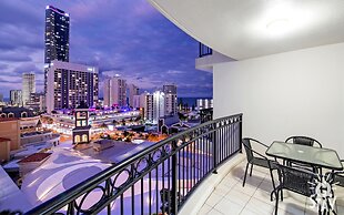 Chevron Renaissance - Q Stay